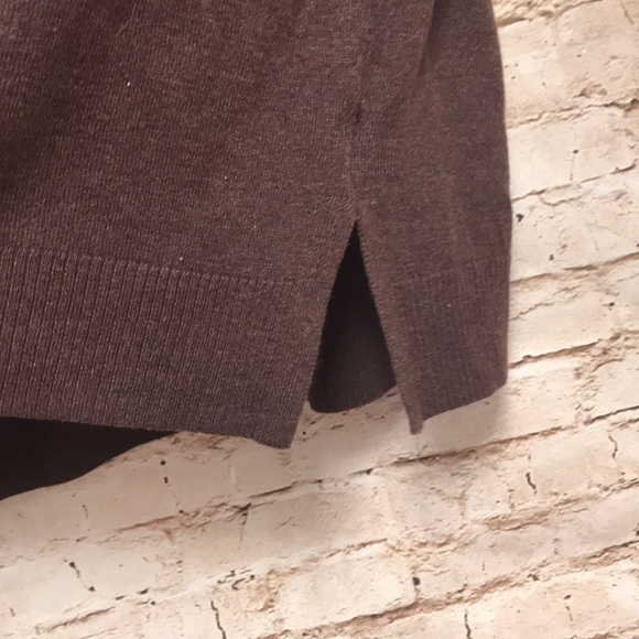 OLD NAVY TURTLENECK SWEATER - Picture 5 of 5